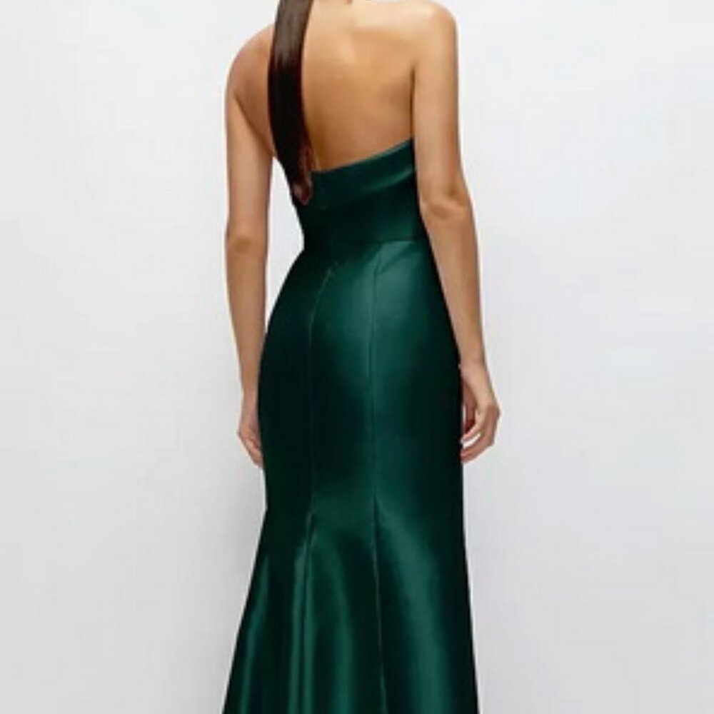 Alfred Sung Evergreen Strapless Satin Trumpet Gown D870 - Picture 5 of 6